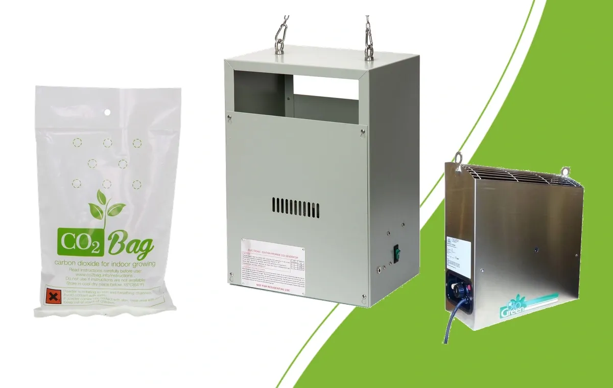 CO2 Bag naast een Autopilot CO₂-kachel en een Biogreen CO₂-kachel