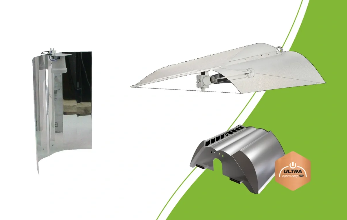 Spiegelkap, Adjust-a-Wing Large en DimLux Alpha Optics 98 vervangingskap naast elkaar