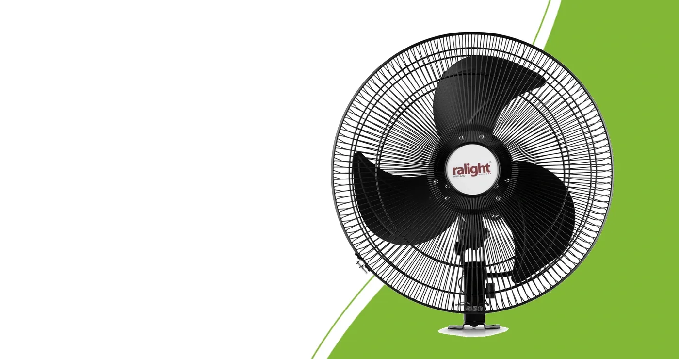 Ralight wandventilator met zwenkbare kop en montagevoet