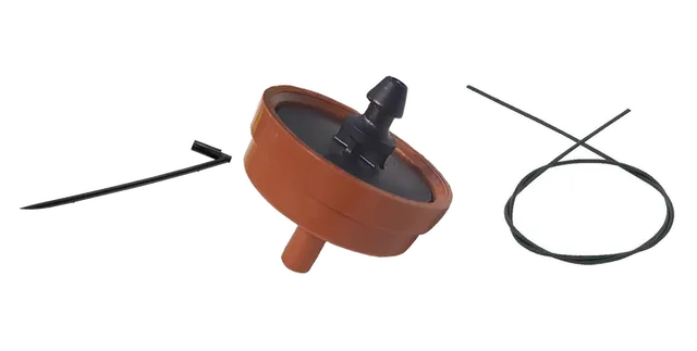Productselectie voor Sproeiers & druppelaars: BE steker, druppelaar t.b.v. capillair slangetje; CNL ventiel 4 ltr per uur; Capillair 120cm 2 ltr per uur.